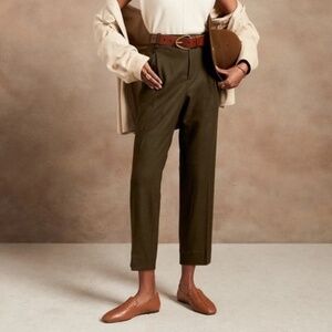 Banana Republic Dark Green Cropped Wool Pants
